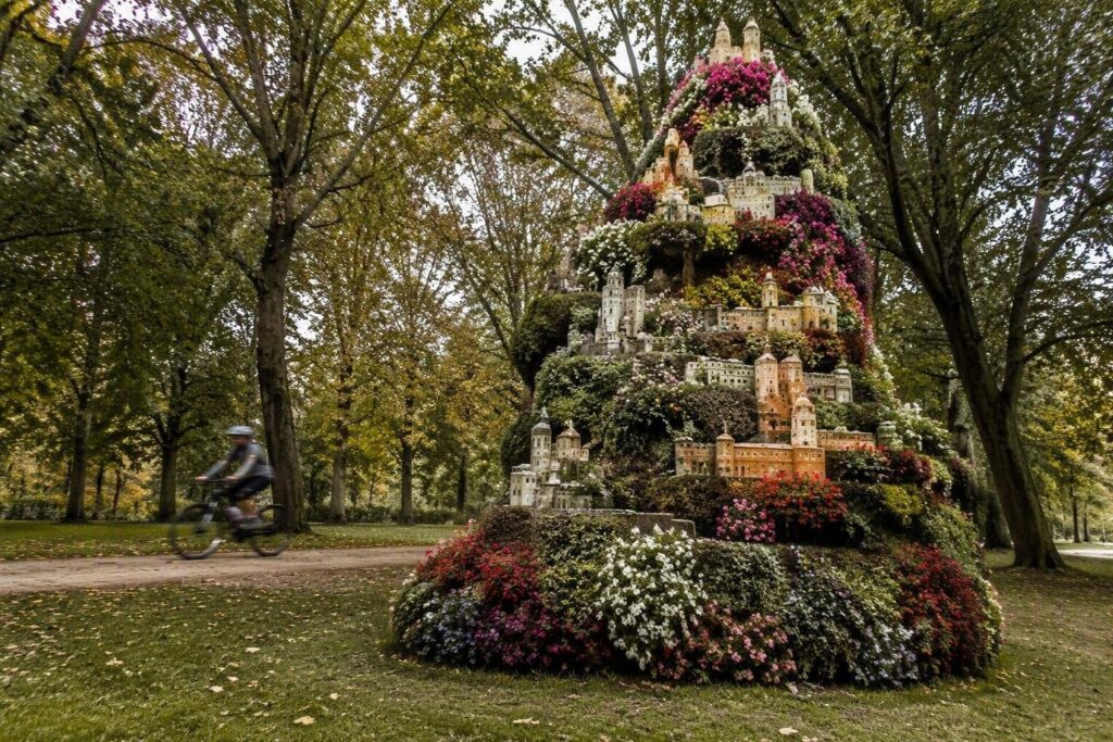 Una ‘mini Italia’ fiorita nel Parco Pineta di San Salvatore Monferrato per il trentennale di Regionando
