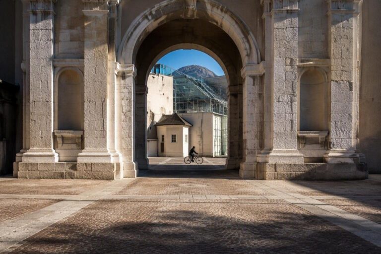 Elisabetta Flor, l’archeologa del Muse che ha studiato le origini alpine