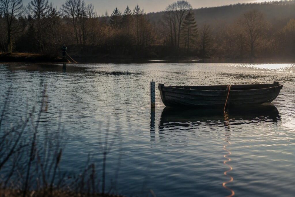 Grave incidente al lago di Caldonazzo: padre e figlio in pericolo di vita