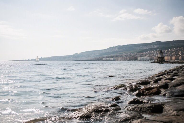 Bora a Trieste e Carso: come interpretare meteo e mare