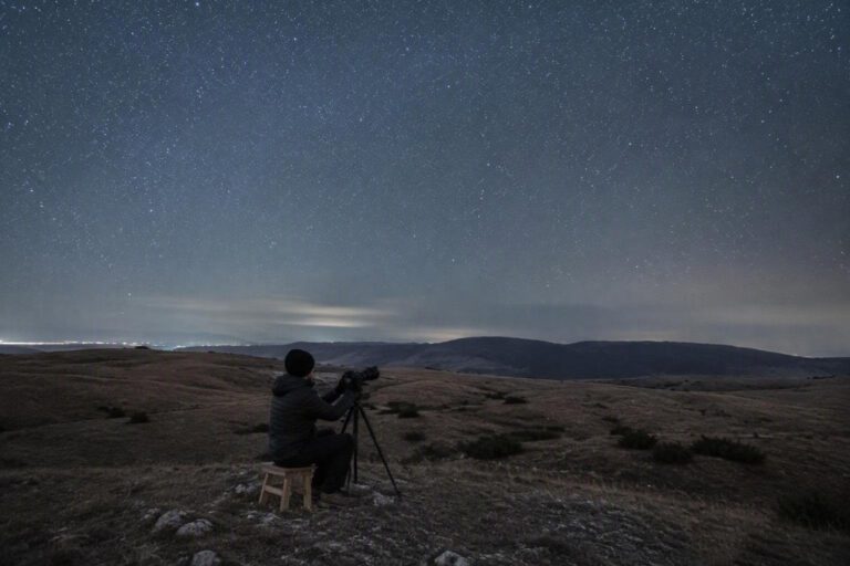 Dove vedere le stelle cadenti: mappa dark-sky tra Carso, Basovizza e Val Rosandra