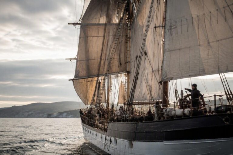 Società Nautica Pietas Julia festeggia 140 anni con veleggiata simbolica