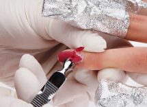 come rimuovere gel e semipermanente a casa