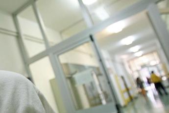 sanita liste attesa incubo due anni per mammografia e tre mesi per visita urgente 2