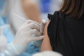 tumori in lazio 46mila ricoveri lanno al via vaccinazione paziente oncologico 2