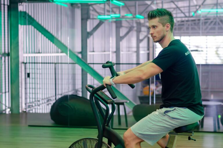 Cyclette: benefici e dove acquistare il modello migliore per il Black Friday