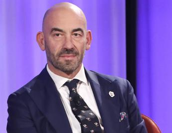 covid ancora minacce alla famiglia di bassetti voglio sgozzare tua moglie 2