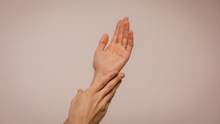 Palmi delle mani aggrinziti