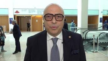 fumo cardiologi primo fattore di rischio infarto nei giovani e nelle donne 2