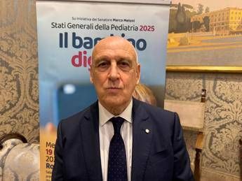 agostiniani sip ritardare smartphone in ragazzi protegge vista sonno e peso 2