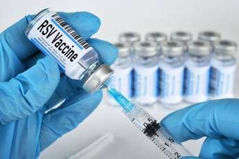 gsk ok ue ad anti rsv dai 18 anni in su 2