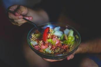 anche la dieta mediterranea evolve piu efficace se segue lorologio biologico i consigli 3