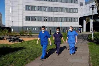 meningite pediatri le 10 cose da sapere su infezione che preoccupa in gb 2