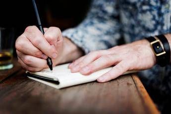 parkinson segnali precoci della malattia e come proteggere la salute del cervello 10 cose da sapere 2