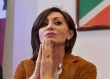 bernini celebra gli infermieri da 100 anni presenza essenziale 2