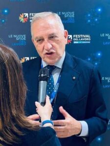 ebola vaia non si rincorra allarmismo e gli spari ad alzo zero 2