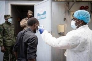 il paziente zero i primi test e i centinaia di casi sospetti cosi e esplosa lepidemia di ebola 2