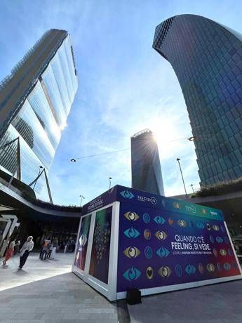 pop up your vision a milano liniziativa per sensibilizzare la popolazione sulla secchezza oculare 2
