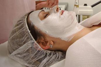 boom di glow skin epilazione laser e servizi express ecco i desideri delle donne per estate 2026 2