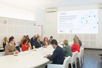 geopolitica del farmaco a roma focus su approvvigionamenti e autonomia 2