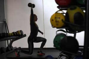 la palestra aiuta cuore e cervello 90 minuti di allenamento a settimana allungano la vita 2