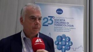 morso di vipera il tossicologo bambini piu vulnerabili a effetti veleno 2