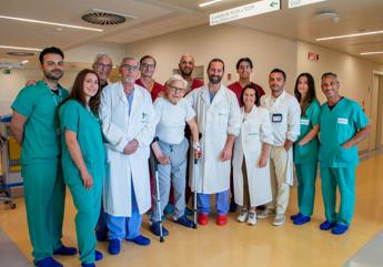 operazione record a catania giuseppe a 98 anni rimesso in piedi con doppia protesi danca in un solo intervento 2