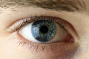 trapianti innesto di cornea ad alto rischio intervento riuscito al bambino gesu 2