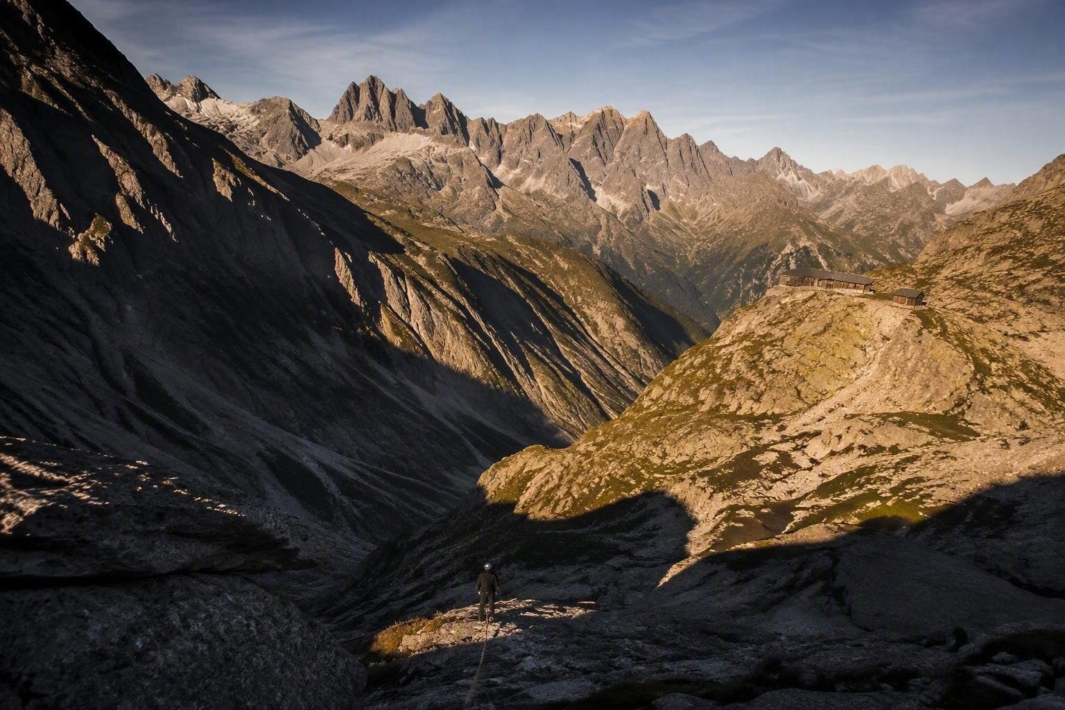 Accompagnare in montagna: perché non è solo questione di emozioni