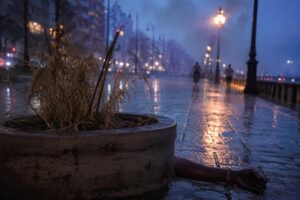 Caldo estivo e benessere psicologico: come proteggere la mente dalle ondate di calore