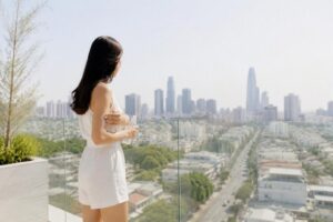 Come scegliere i filtri solari per città, sport e mare