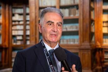 ai neurochirurgo catapano cambia cure e rapporto con i pazienti 2