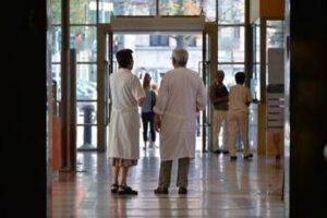 nuovo contratto dei medici del servizio sanitario dagli aumenti alle tutele ecco le novita 2