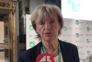 racca federfarma lombardia 3 054 croci verdi per la salute dei cittadini disponibili 2 nuovi vaccini 2