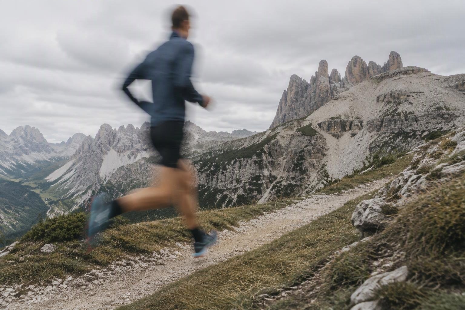 Allenamento e meditazione tra le montagne delle Dolomiti