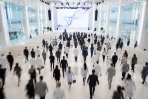Commissione lancia piano per rendere l’oncologia di precisione più equa