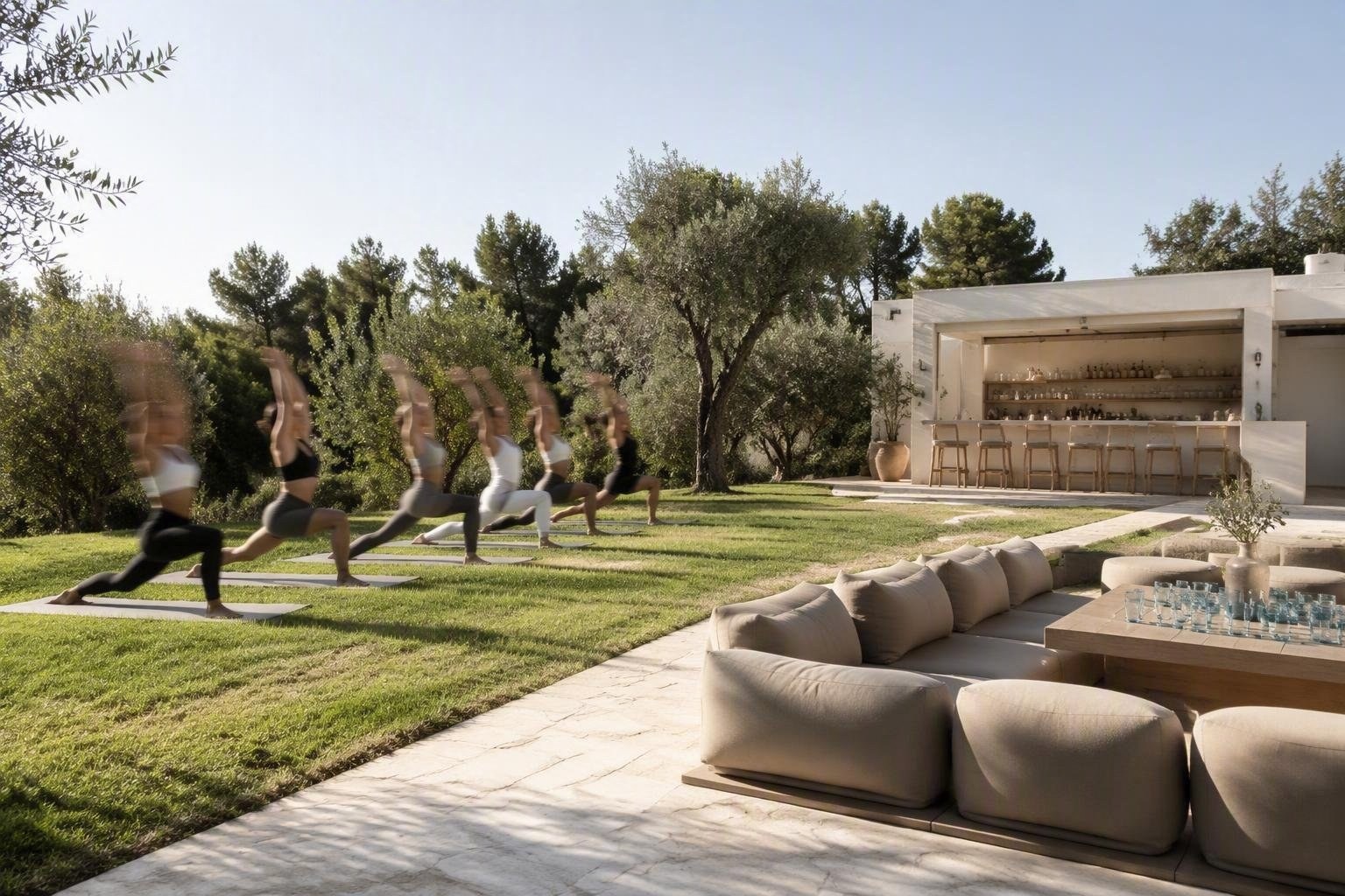 Yoga all'aperto con Gaia Bertoli: lezioni e aperitivo a settembre 2026