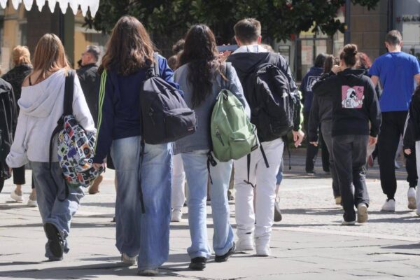 Il pediatra: “No alla carne di maiale in mensa scolastica se c’è chi non può mangiarla”