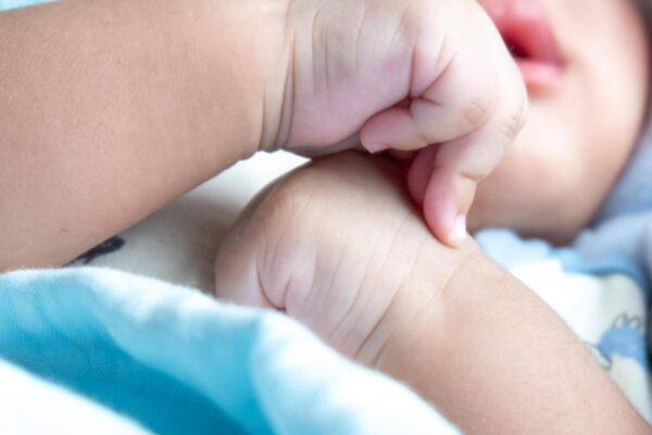 In Italia sempre meno bambini, continuano a diminuire le nascite e il numero medio di figli per donna
