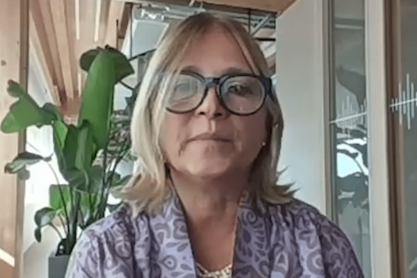 Salute, Gatti (Bayer): “Menopausa, non sopportare i sintomi ma parlarne con il medico”