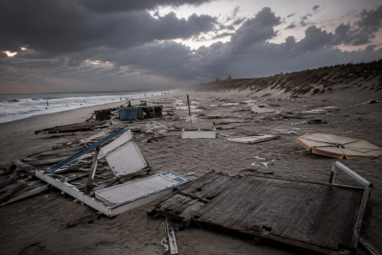 Downburst a Chioggia: danni agli stabilimenti balneari e fenomeni estremi