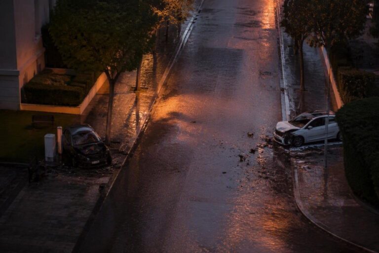 Grave incidente a Jesolo: cinque giovani feriti in uno scontro frontale