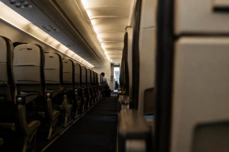Al Bano su un volo Ryanair in ritardo: la richiesta inaspettata dei passeggeri