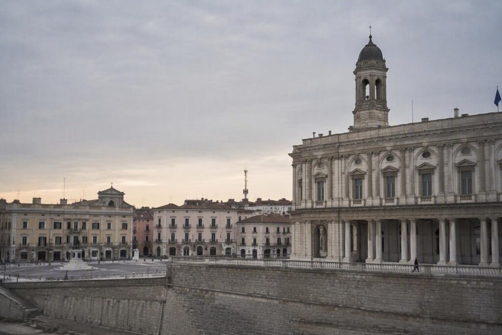 Aumento Tari: le critiche dell’opposizione e le iniziative del Comune