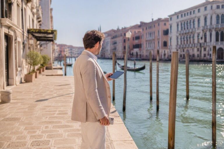 Crea un calendario eventi di Venezia con feed e notifiche smart