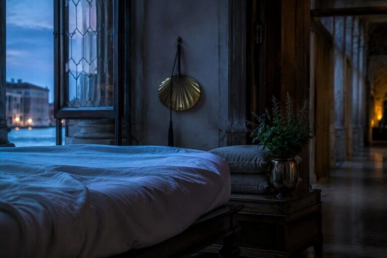 Dormire bene a Venezia in estate: routine serali e ventilazione incrociata