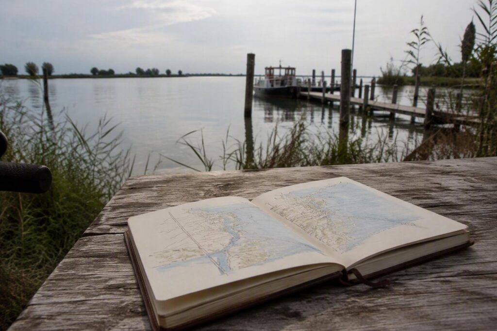 Itinerari in bici in laguna: come integrare traghetti e piste sicure