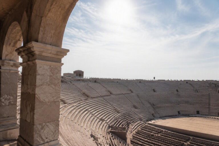 Lavoratori Arena di Verona: condizioni estreme e scontro con la sovrintendente