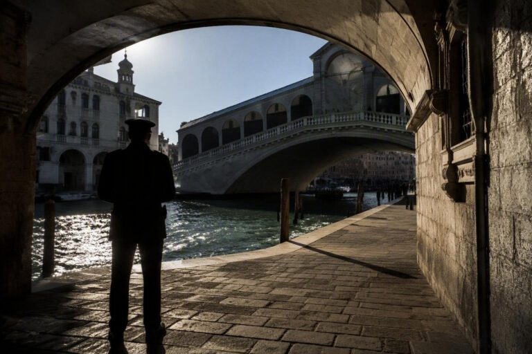 Operazione antiborseggio a Venezia: identificati cinque sospetti in Campo San Bartolomeo