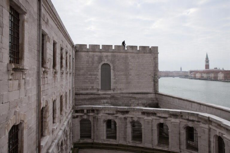 Evasione del detenuto Baeram Florim dal penitenziario veneziano